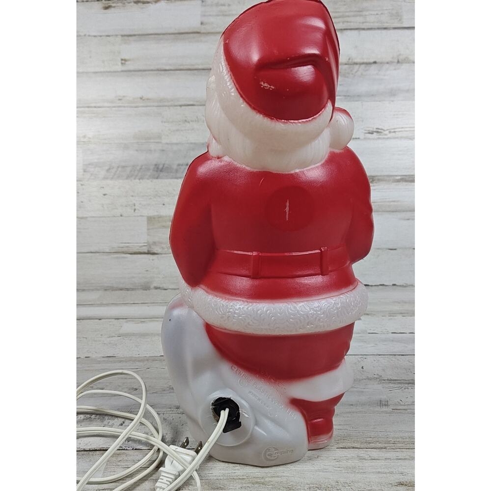 EMPIRE PLASTIC CORP Vintage 13" Santa Claus Blow Mold Lighted 1968 w/Cord Works - Picture 2 of 11